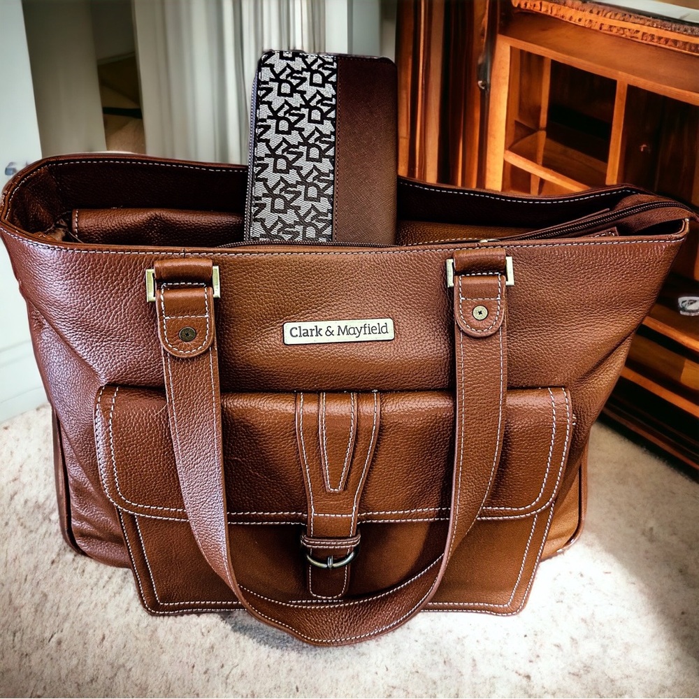 CLARK AND MAYFIELD TOTE Excellent Used Condition WOW